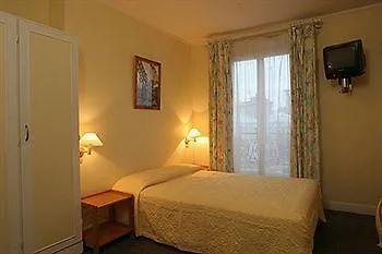 Szálloda Eden Montmartre 3*