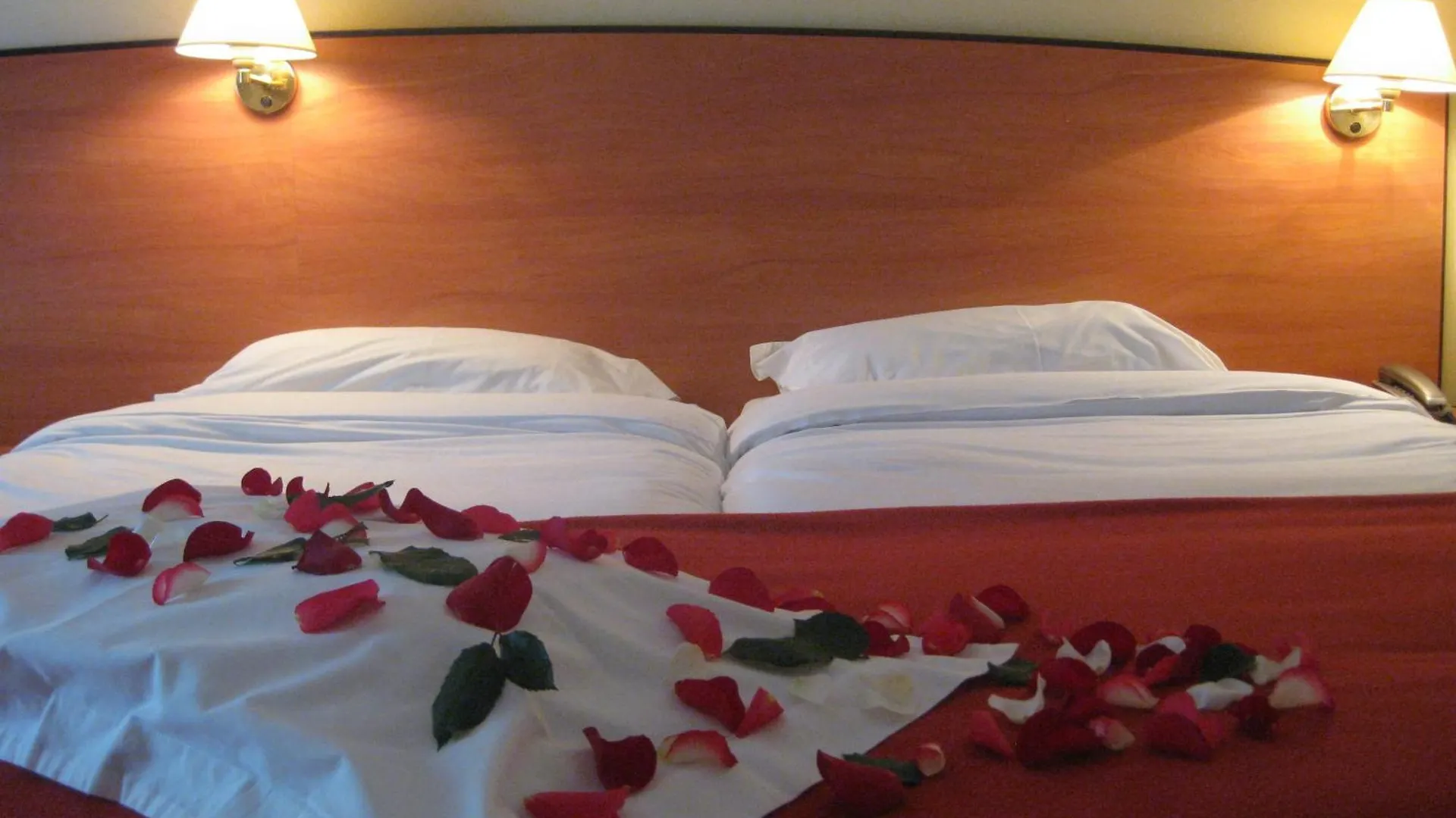 Hotel Eden Montmartre